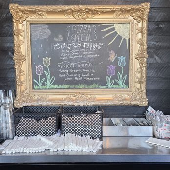 Centro Woodfired Pizzeria - Pizza Near Me - Cedar City, Utah Centro Woodfired Pizzeria - Pizza Near Me - Cedar City, Utah