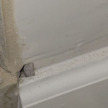Simplified Construction - a crack in the corner of a room - General Contractors Near Me - Raleigh, North Carolina Simplified Construction - a crack in the corner of a room - General Contractors Near Me - Raleigh, North Carolina