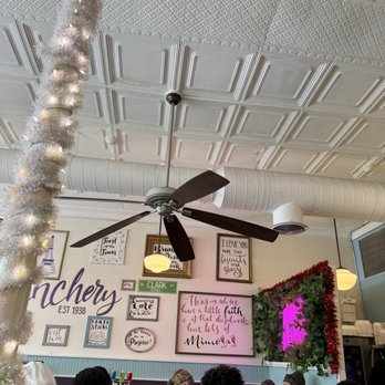Frances' Deli - Inside - Delis Near Me - Chicago, Illinois