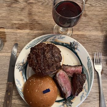 Peter Luger - Luger-Burger - Steakhouses Near Me - Brooklyn, New York Peter Luger - Luger-Burger - Steakhouses Near Me - Brooklyn, New York