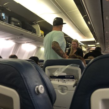 Air Transat - Airlines Near Me - Saint-Laurent, Quebec