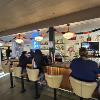The Daisy - Cocktail Bars Near Me - Temecula, California