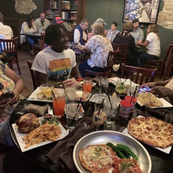 Stacks Bar & Grill - Family time at stacks bar and grill! - Bars Near Me - Valparaiso, Indiana