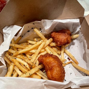 Squatchsami - Fish and chips - Fish & Chips Near Me - Lincoln City, Oregon