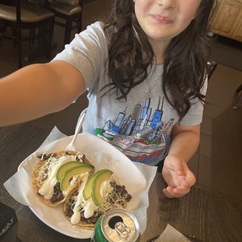 Taco Dále - Steak taco with beans and avocado - Mexican Near Me - Aurora, Illinois Taco Dále - Steak taco with beans and avocado - Mexican Near Me - Aurora, Illinois