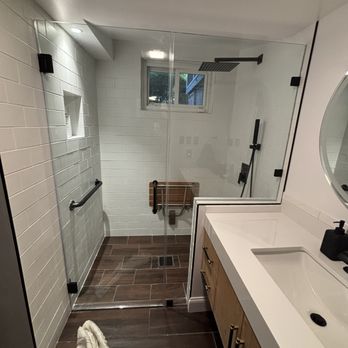Glimglass Prod - Frameless shower installation - Glass & Mirrors Near Me Glimglass Prod - Frameless shower installation - Glass & Mirrors Near Me