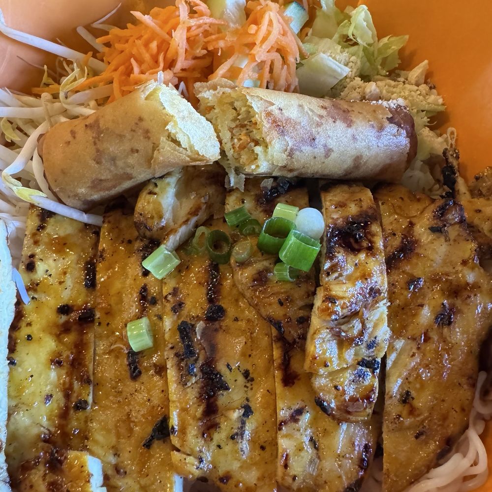 Phò Envy - B. Vermicelli Bowl - Vietnamese Near Me - Dallas, Texas