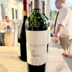 Coastside - Wine tasting Argentinian wines with Christian and Sarah !