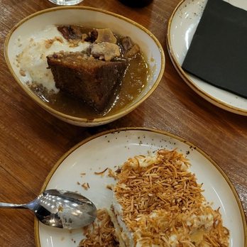 Conejo Negro - Tres leches cake and sticky banana pudding - Cajun/Creole Near Me - Toronto, Ontario Conejo Negro - Tres leches cake and sticky banana pudding - Cajun/Creole Near Me - Toronto, Ontario