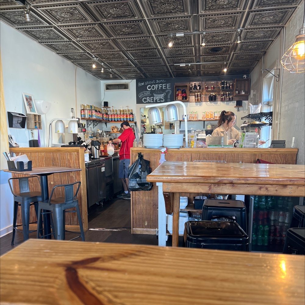 Streetside Creperie