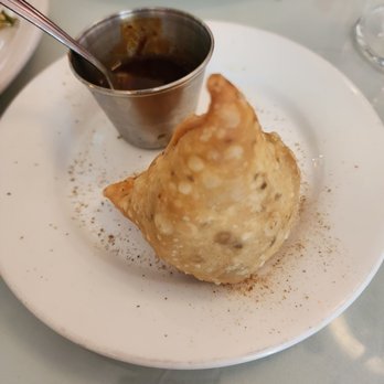 Everest Himalayan Cuisine - Vegetable samosa - Himalayan/Nepalese Near Me - Encinitas, California Everest Himalayan Cuisine - Vegetable samosa - Himalayan/Nepalese Near Me - Encinitas, California