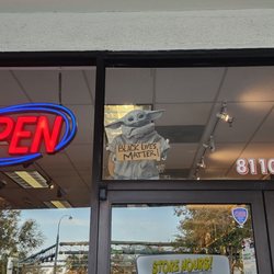 Mike's Comics & Collectibles