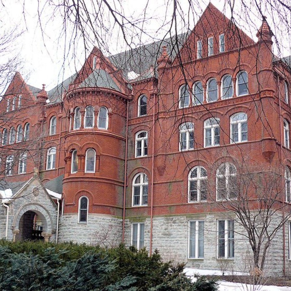 Macalester College - Old Main building (photo courtesy of the internet). - Colleges & Universities Near Me - Saint Paul, Minnesota Macalester College - Old Main building (photo courtesy of the internet). - Colleges & Universities Near Me - Saint Paul, Minnesota