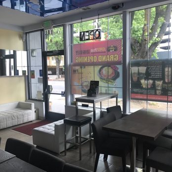 E Tea - Seating area. - Bubble Tea Near Me - Sacramento, California