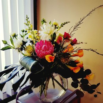 Above The Stem - Florists Near Me - Redlands, California