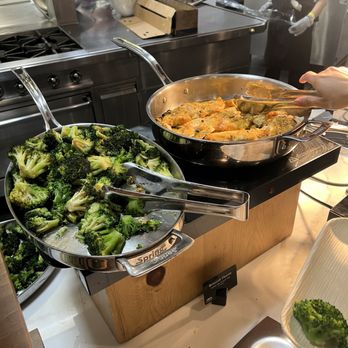 Truist Club - Broccoli and baked cod - Lounges Near Me - Atlanta, Georgia
