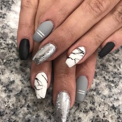 Da-Vid Hair And Nail Salon - Quality nails