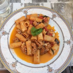 La TaBerna degli Amici - The rigatoni with sausage was excellent.