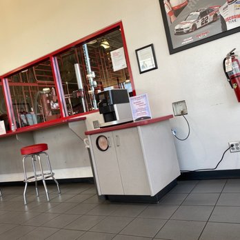 Discount Tire - Break area - Tires Near Me - Grand Prairie, Texas Discount Tire - Break area - Tires Near Me - Grand Prairie, Texas