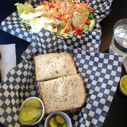 California Chicken Club with Veggie Salad California Chicken Club with Veggie Salad