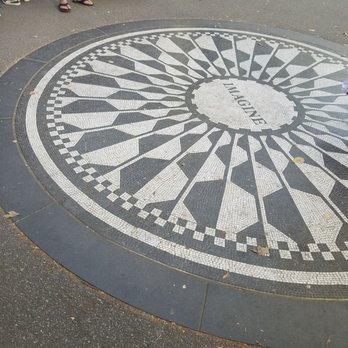 Strawberry Fields - Imagine there's no heaving - Parks Near Me - New York, New York