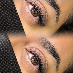 It's A Lash Thing - Hybrid Lash Extensions