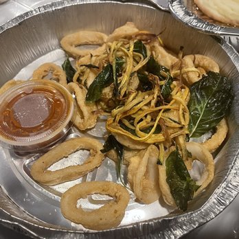 Bora Restaurant - Crispy Calamari - Italian Near Me - Bethel, Connecticut
