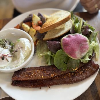 Lapisara Eatery - Lapisara's Classic - Breakfast & Brunch Near Me - San Francisco, California Lapisara Eatery - Lapisara's Classic - Breakfast & Brunch Near Me - San Francisco, California