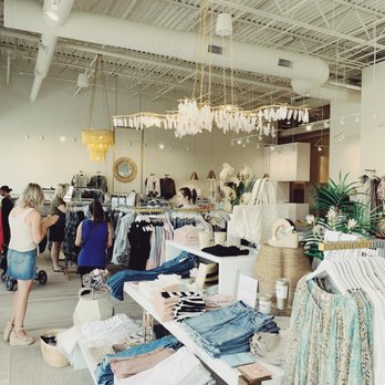 Leela & Lavender Maple Grove - Women's Clothing Near Me - Maple Grove, Minnesota Leela & Lavender Maple Grove - Women's Clothing Near Me - Maple Grove, Minnesota