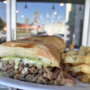 Amigas Cafe - Mexican Near Me - Whittier, California Amigas Cafe - Mexican Near Me - Whittier, California