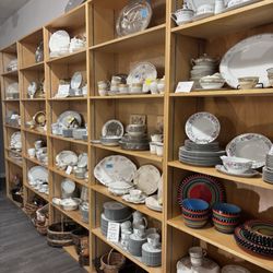 Stars Resale Shop - The Great Wall of China