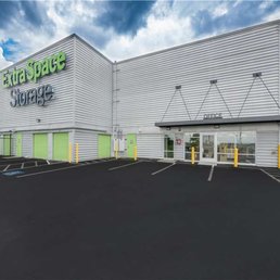 Exterior photo of Extra Space Storage - Saugus, Massachusetts Exterior photo of Extra Space Storage - Saugus, Massachusetts