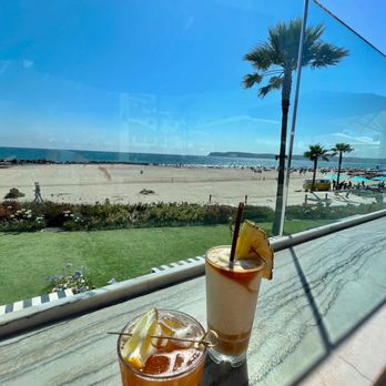 Hotel del Coronado, Curio Collection by Hilton - Drinks and the bar view! - Coronado, CA
