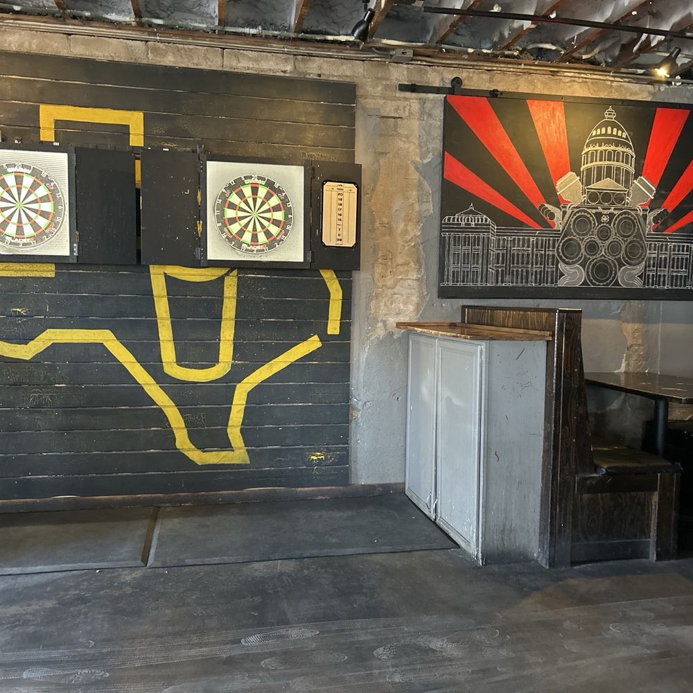 Back Lot - Beer Bar Near Me - Austin, Texas Back Lot - Beer Bar Near Me - Austin, Texas
