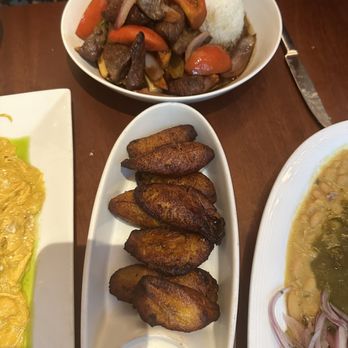 La Canela - Lomo Saltado and maduros Fritos - Peruvian Near Me - Rockville, Maryland La Canela - Lomo Saltado and maduros Fritos - Peruvian Near Me - Rockville, Maryland