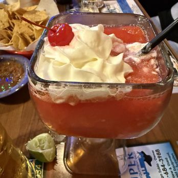 Dos Compadres Mexican Restaurant - Estrawberri daquari!!!!!! right - Mexican Near Me - Midland, Texas