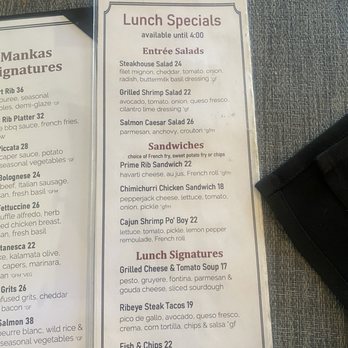 Mankas Grill - American Near Me - Fairfield, California
