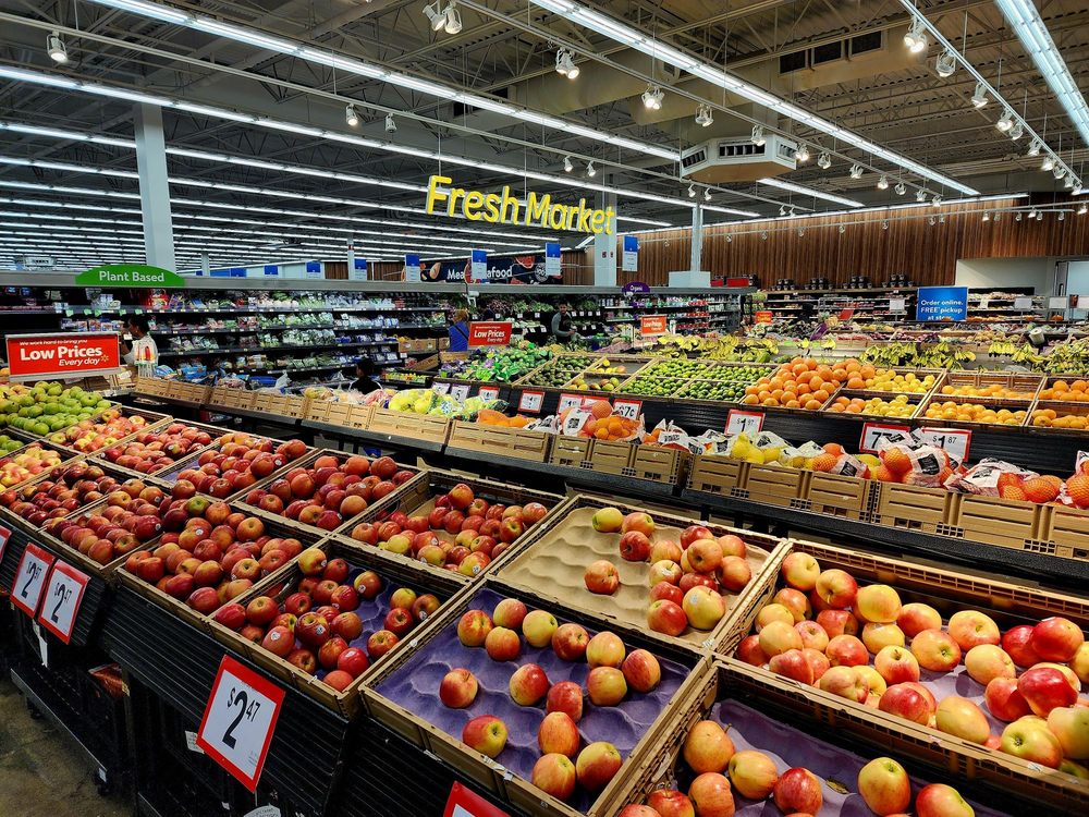 WALMART Updated August 2024 420 Vansickle Road, St. Catharines