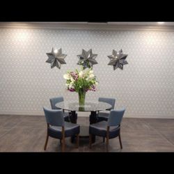 Villa At South Holland - First Floor Dining Area