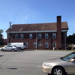 Carraway United Methodist Church - The main church building from near the auxillary bldg were the dogs are sold.