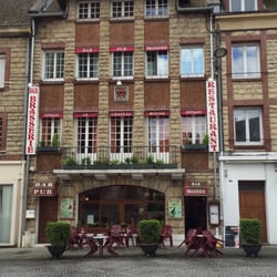 Le Chapeau Rouge