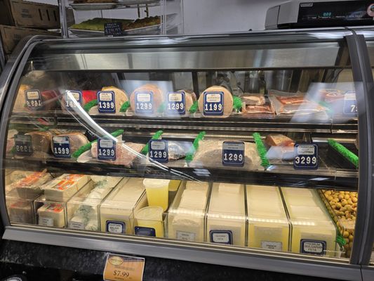 Hamle Mediterranean Market by null
