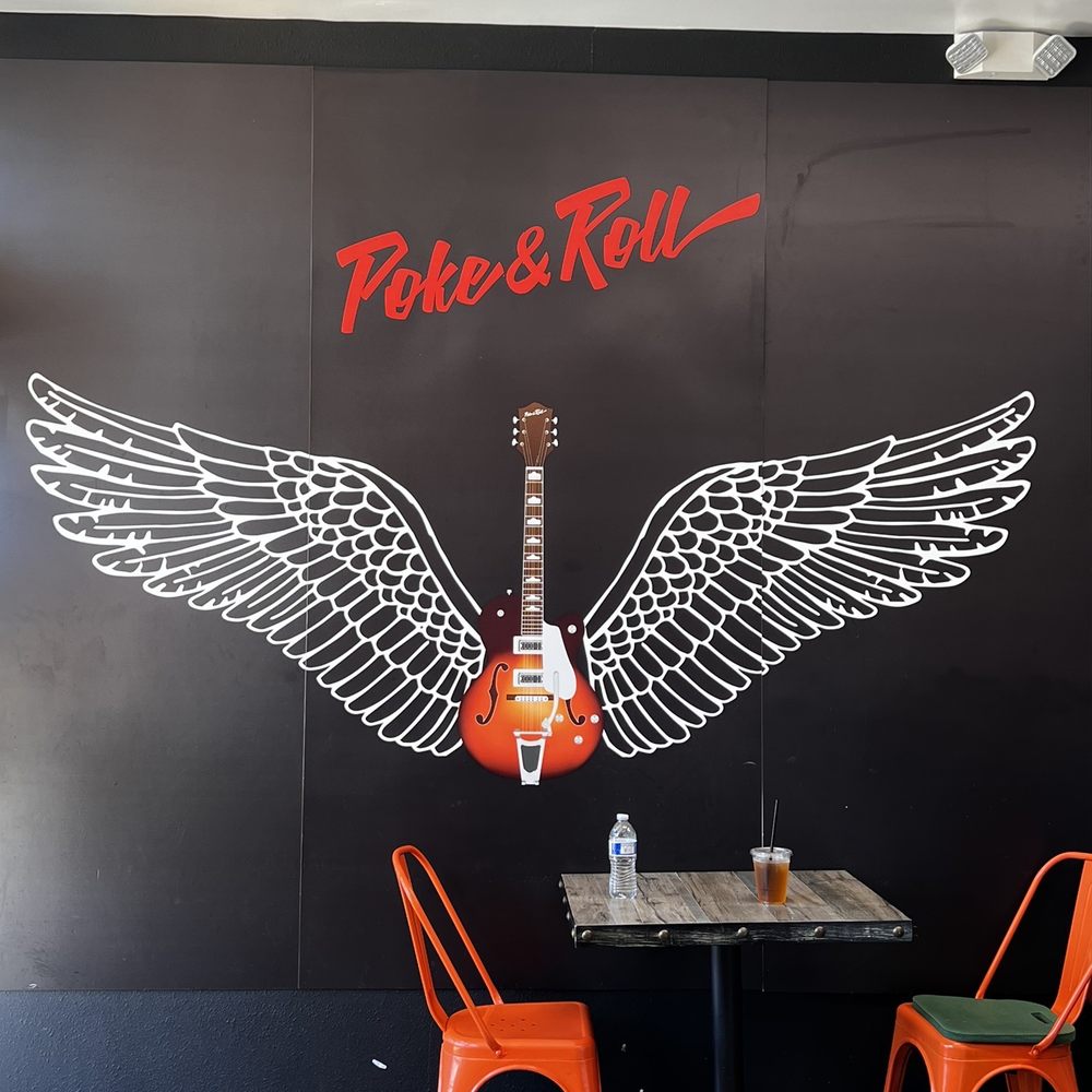 Poke & Roll - Sitting table - Poke Near Me - Whittier, California Poke & Roll - Sitting table - Poke Near Me - Whittier, California