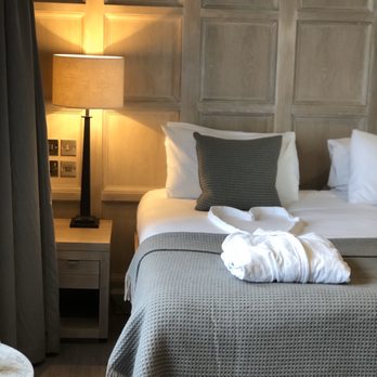 Scotsman Hotel - Hotels Near Me - Edinburgh, EDH