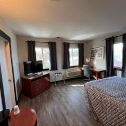 Riverview Lodge