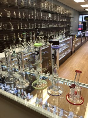 Glass accessories - Take a browse of our glass accessories, pipes, etc.