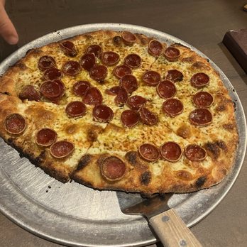 Abridged Beer - Special: pepperoni hot honey pizza - Burgers Near Me - Knoxville, Tennessee Abridged Beer - Special: pepperoni hot honey pizza - Burgers Near Me - Knoxville, Tennessee