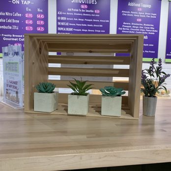 Bahia Bowls - Cute little set up - Acai Bowls Near Me - Estero, Florida Bahia Bowls - Cute little set up - Acai Bowls Near Me - Estero, Florida