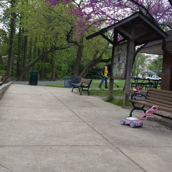 Lacey Woods Park - Park is mantained - Parks Near Me - Arlington, Virginia Lacey Woods Park - Park is mantained - Parks Near Me - Arlington, Virginia