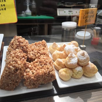 TortelliniCup - Desserts, vanilla custard balls and cereal bars - Italian Near Me - London, XGL